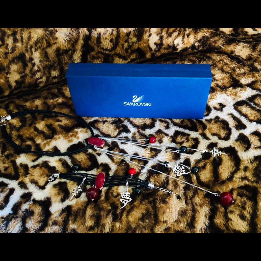 Swarovski Crystal Necklace & Bracelet set